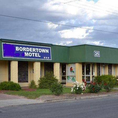 Bordertown Motel Bagian luar foto