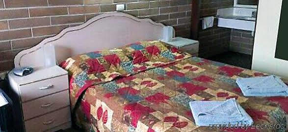 Bordertown Motel Bagian luar foto