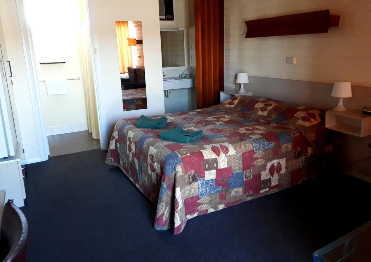 Bordertown Motel Bagian luar foto