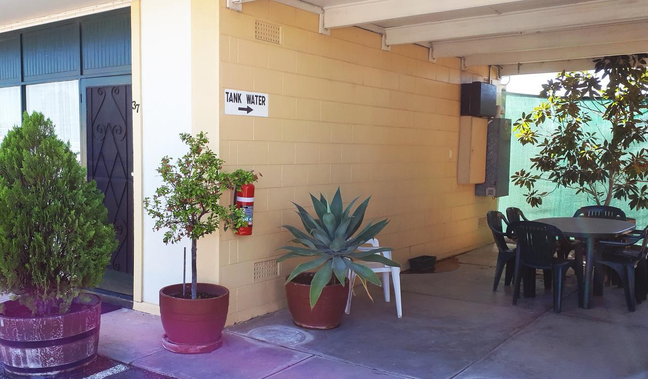 Bordertown Motel Bagian luar foto